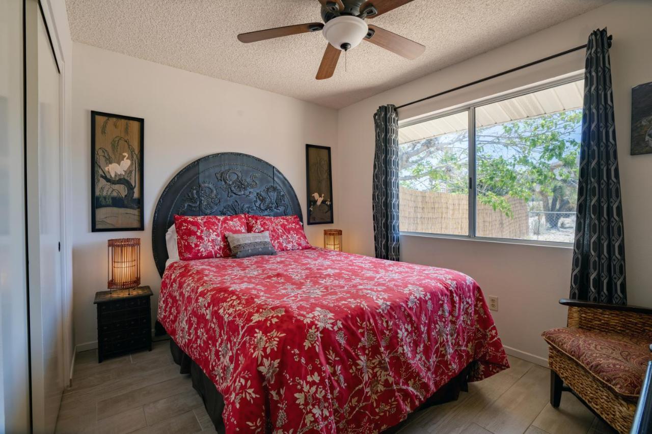 Float Pool, Hot Tub, Sauna, Views, Telescope-Skywatchers Haven Joshua Tree Exterior foto